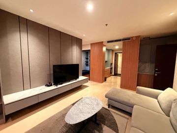 Y. DISEWAKAN APARTEMEN 3BR FURNISH HEGARMANAH RESIDENCE BANDUNG TIPE SAPPHIRE