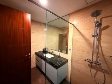 Y. DISEWAKAN APARTEMEN 3BR FURNISH HEGARMANAH RESIDENCE BANDUNG TIPE SAPPHIRE