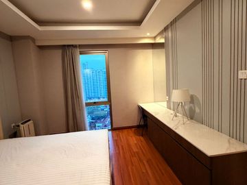Y. DISEWAKAN APARTEMEN 3BR FURNISH HEGARMANAH RESIDENCE BANDUNG TIPE SAPPHIRE