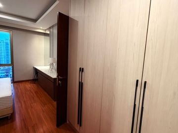 Y. DISEWAKAN APARTEMEN 3BR FURNISH HEGARMANAH RESIDENCE BANDUNG TIPE SAPPHIRE