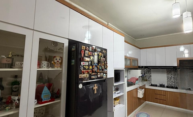 Jual Rumah 2,5 Lantai Lokasi Premium Siap Huni Di Sevilla Dekat Akses KRL Rawa Buntu, Tol BSD, ICE BSD, Dan Pusat Kuliner BSD