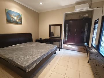 Dijual Rumah 2 Lantai Siap Huni Dian Istana