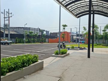Ruko One Arcade With Canopy