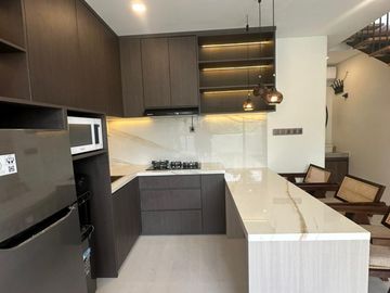 VILLA READY BRAND NEW BIG POOL MODERN KAWASAN STARTEGIS SABA NEAR BEACH