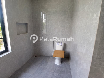 DISEWA VILLA JALAN STARBAN KOMPLEK JEWEL PARK POLONIA | DAERAH POLONIA (WENDY)