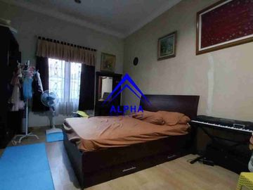 Rumah besar dijual murah harga nego siap huni lokasi strategis Campaka Andir Bandung Furnished serius survey langsung