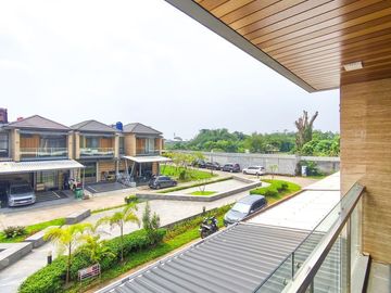 DIJUAL RUMAH THE FIRST STONE KELAPA DUA TANGERANG