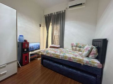 Rumah 2 Lantai Semi Furnished 125 m2 di Sayap Pasir Impun, Mandalajati Ref.05695