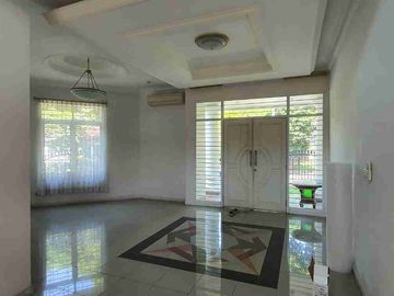 Rumah Mewah Puspita Loka BSD Siap Huni Semi Furnished Rp180Juta/Tahun
