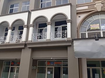 Disewakan Ruko 2.5 lantai Rose garden Galaxy Bekasi Selatan