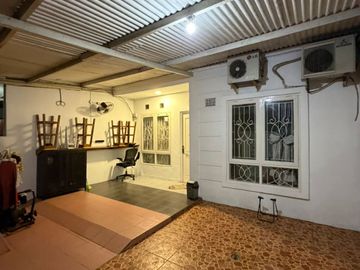 Dijual Rumah  Nyaman Semi Furnished SHM Di Catelaya Puri Serpong Setu Tangsel