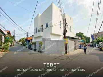 Rumah New minimalis 2 lantai di Tebet, Jalan 2 mobil