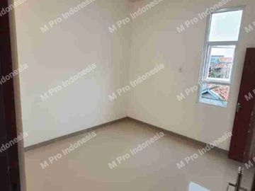Rumah New minimalis 2 lantai di Tebet, Jalan 2 mobil