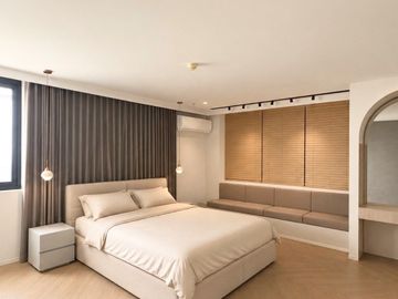 Skyline Condo for Sale! New Manila