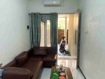 RUMAH SIAP HUNI MURAH 2 LANTAI DI JAMBANGAN INDAH SURABAYA SELATAN