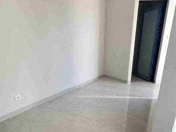 DIJUAL rumah alam hijau Citraland  utama minimalis modern GRESS baru