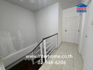 Two-story townhome, 22 sq.wa., Thai Somboon 3 Village, near Thai Somboon Market, Khlong Sam Road, Rangsit-Nakhon Nayok Road, Khlong Luang Road, Khlong