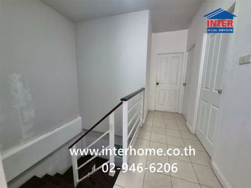 Two-story townhome, 22 sq.wa., Thai Somboon 3 Village, near Thai Somboon Market, Khlong Sam Road, Rangsit-Nakhon Nayok Road, Khlong Luang Road, Khlong