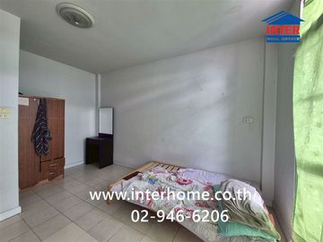 Two-story townhome, 22 sq.wa., Thai Somboon 3 Village, near Thai Somboon Market, Khlong Sam Road, Rangsit-Nakhon Nayok Road, Khlong Luang Road, Khlong