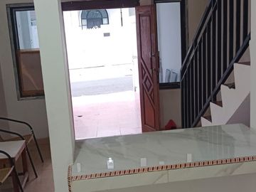 DIJUAL MURAH 2 LANTAI + ROOFTOP DI JAKARTA PUSAT