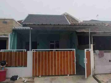 hunian nyaman dijual cepat lokasi di Villa Melati Mas AR75