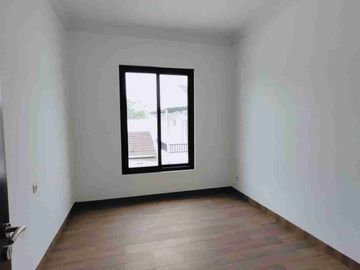 RUMAH DIJUAL DI THE ICON BSD (HRB179)