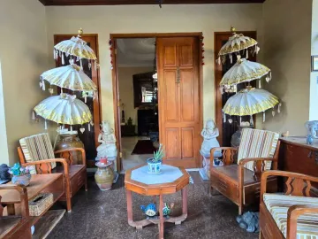Turun Harga Tropical House Siap Huni gaya Bali dengan lokasi strategis Big garden dan Swimming Pool