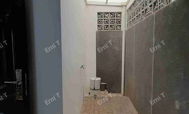 Rumah 2 lantai hanya 5 menit ke tol jorr Jatiwarna kota Bekasi