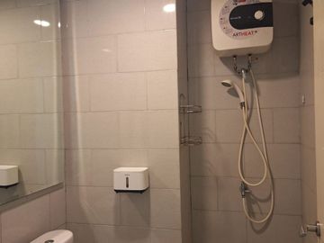 Sewa Tahunan Tanglin Studio Full Furnish 35Jt/th Tembus Pakuwon Mall