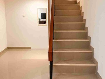 Dijual Ceoat Rumah di Naira Residence