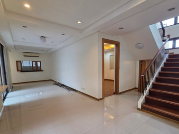 Modern 2 Storey House For Lease in Ayala Heights, QC