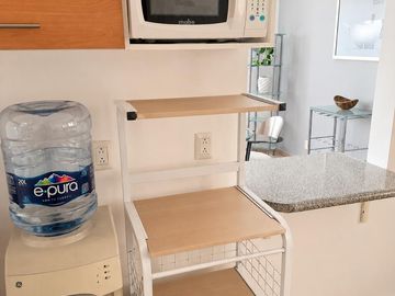 RENTA DEPARTAMENTO AMUEBLADO EN MILENIO III CON ALBERCA Y GYM