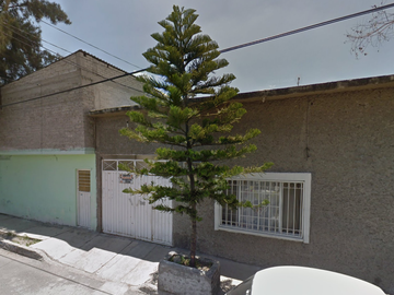 Casa en Emiliano Zapata 2A Sección, Ecatepec, Estado de México.