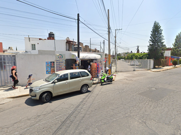 CASA EN VENTA EN CALLE CAPULA, FRACCIONAMIENTO FUENTES DEL CAMINO, PUEBLA