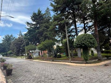 Terreno en venta en Residencial la Virgen Metepec