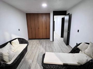 VENTA DE CASA EN CALLE VERONA, CUMBRES SAN AGUSTÍN, MONTERREY NUEVO LEÓN