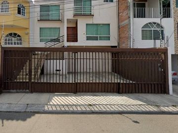 CASA EN VENTA QUERÉTARO