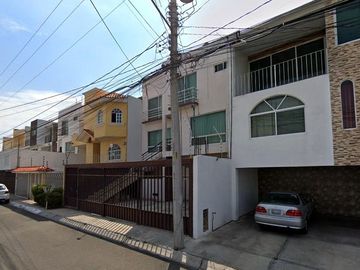 CASA EN VENTA QUERÉTARO