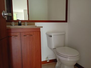 Apartamento en arriendo en El Esmeraldal, Envigado