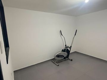 SE ARRIENDA APTO EN LA FRAGUA