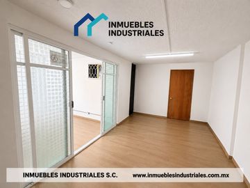 BODEGA EN SANTA CLARA ECATEPEC EN RENTA 867m2