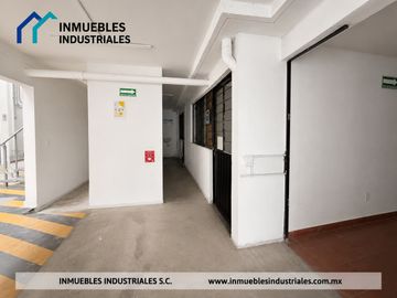 BODEGA EN SANTA CLARA ECATEPEC EN RENTA 867m2