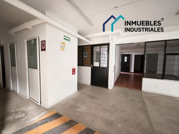 BODEGA EN SANTA CLARA ECATEPEC EN RENTA 867m2