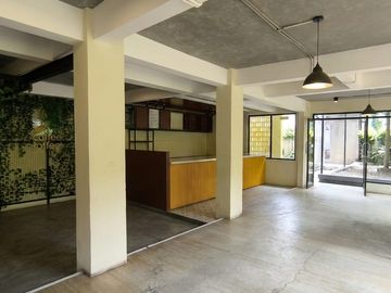 RUANG USAHA EX RESTO DEPOK MARGO CITY COCOK UNTUK RESTO CAFE GYM WELLNES KANTOR PARKIR LUAS LOKASI STRATEGIS