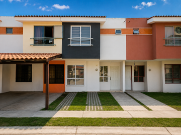 CASA EN VENTA EN PARQUES DEL BOSQUE – COTO RINCÓN DEL BOSQUE – TLAQUEPAQUE