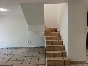 CASA EN VENTA EN PARQUES DEL BOSQUE – COTO RINCÓN DEL BOSQUE – TLAQUEPAQUE