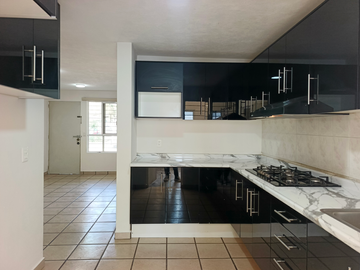 CASA EN VENTA EN PARQUES DEL BOSQUE – COTO RINCÓN DEL BOSQUE – TLAQUEPAQUE
