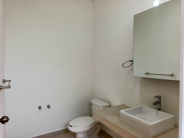 CASA EN VENTA EN PARQUES DEL BOSQUE – COTO RINCÓN DEL BOSQUE – TLAQUEPAQUE