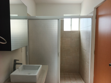 CASA EN VENTA EN PARQUES DEL BOSQUE – COTO RINCÓN DEL BOSQUE – TLAQUEPAQUE
