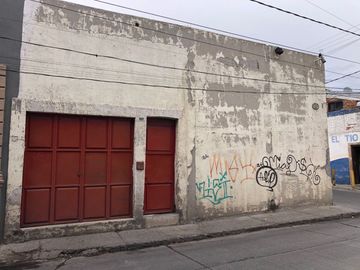 Bodega comercial o industrial en renta con oficinas – Obregón, León